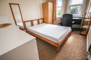 Photo 25- click for photo gallery